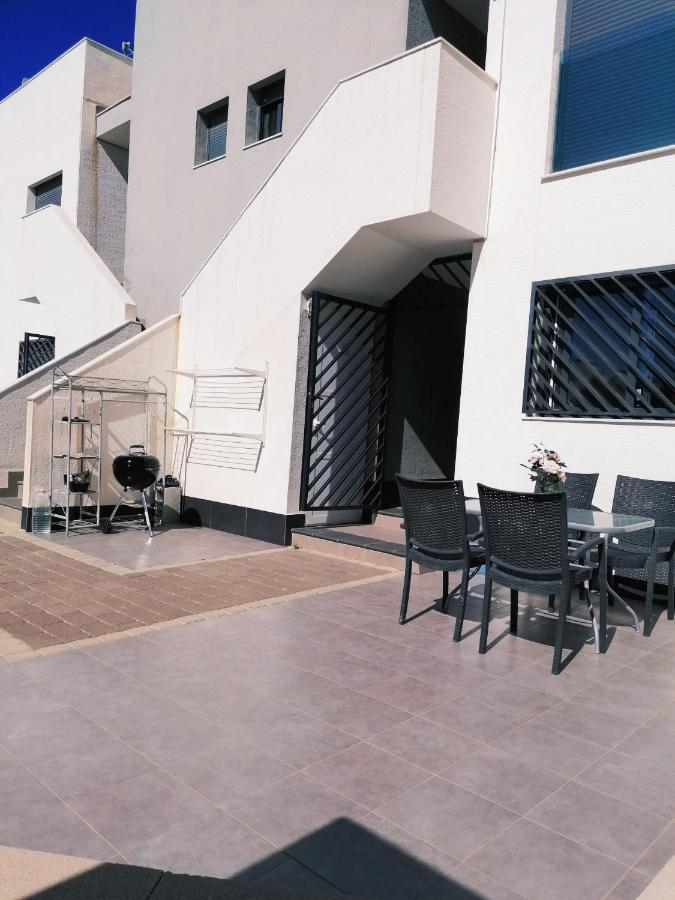Bright Bungalow Oasis Beach La Zenia Orihuela Exterior photo